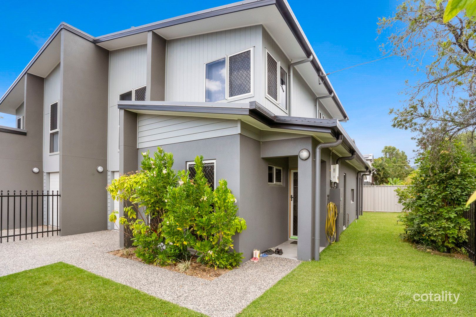 2/29 Perkins St, Manoora, QLD 4870