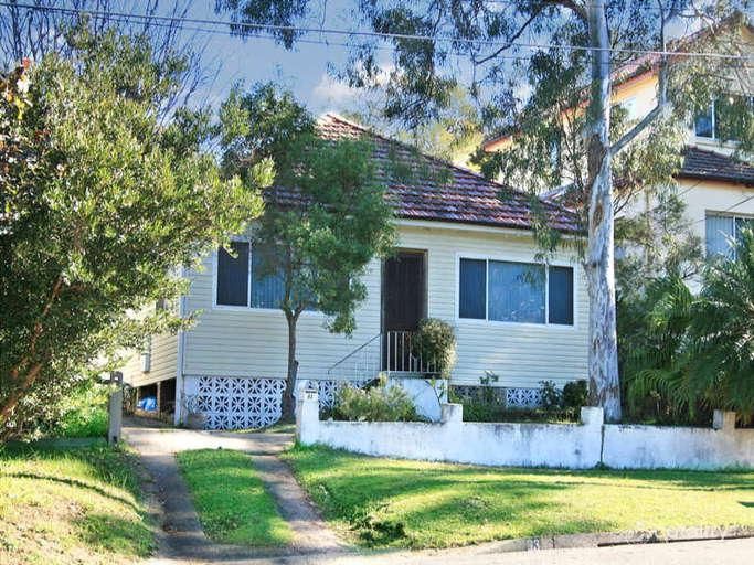 93 Clontarf St, Seaforth, NSW 2092