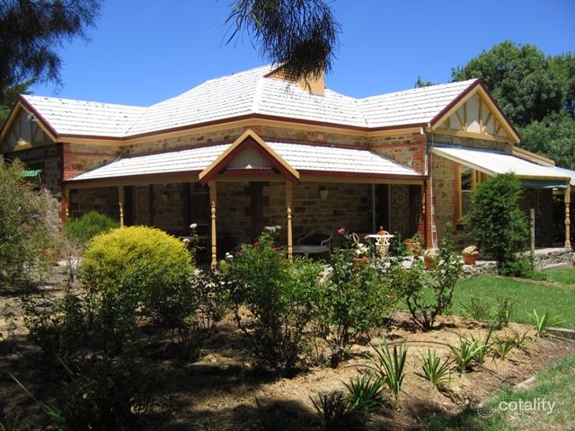 10 Paradise St, Burra, SA 5417