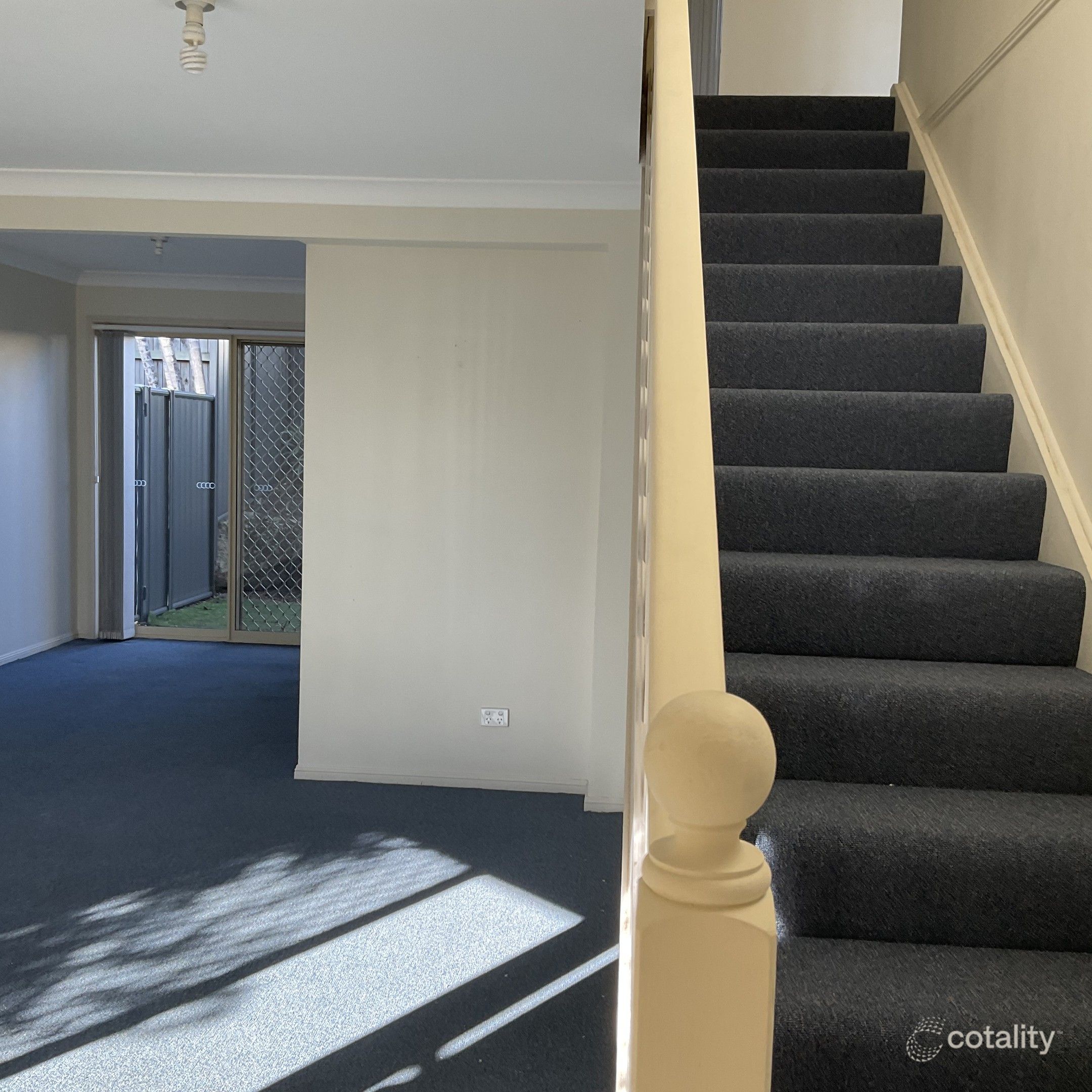 8/101-103 Whiting St, Labrador, QLD 4215