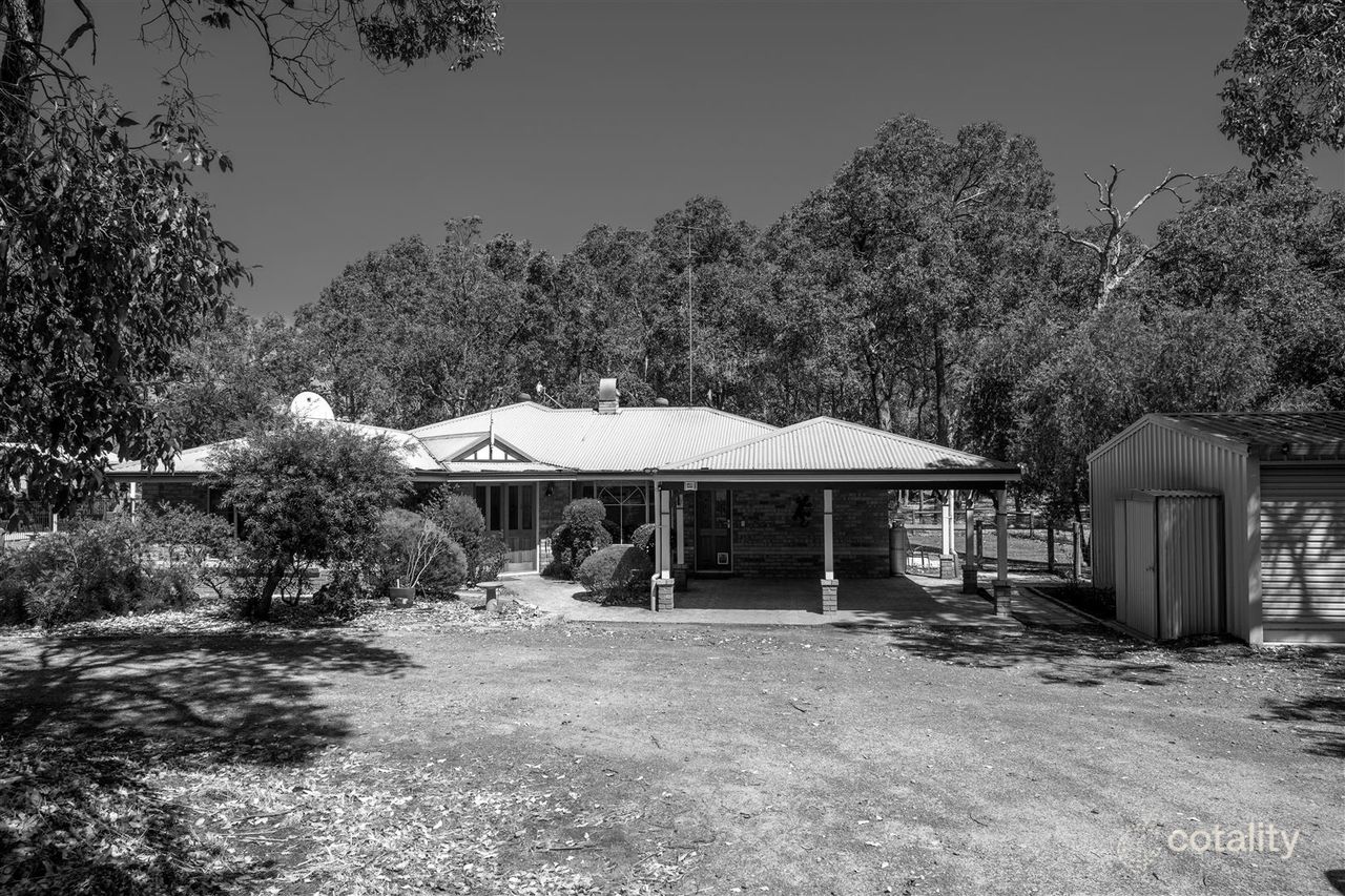 23 Summerhill Dr, Stake Hill, WA 6181