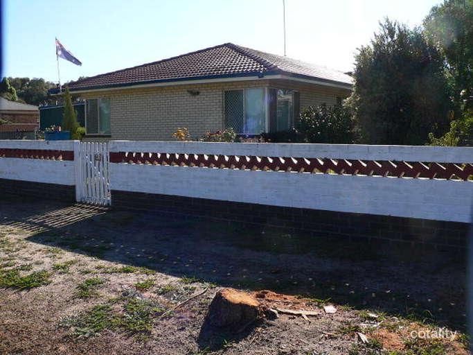 41 Conroy St, Katanning, WA 6317