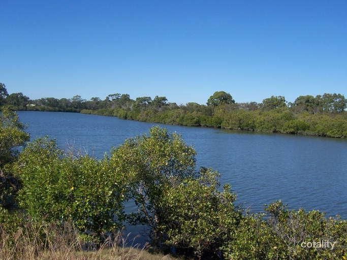 100 Handley Dr, Boyne Island, QLD 4680