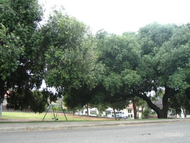 15a Wolli Creek Rd, Banksia, NSW 2216