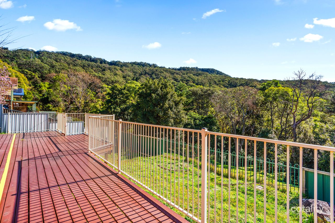 82 Gahans Ave, Woonona, NSW 2517