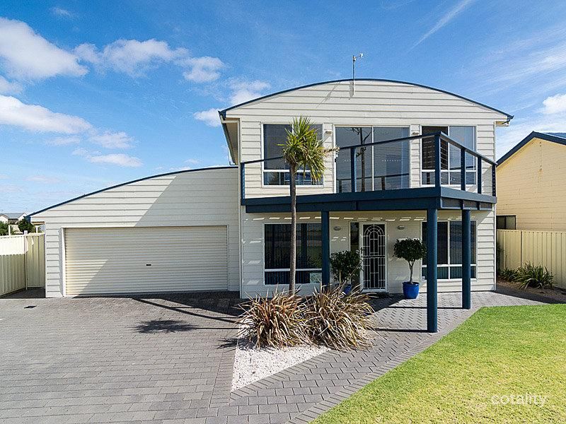 19 Lake Rd, Milang, SA 5256