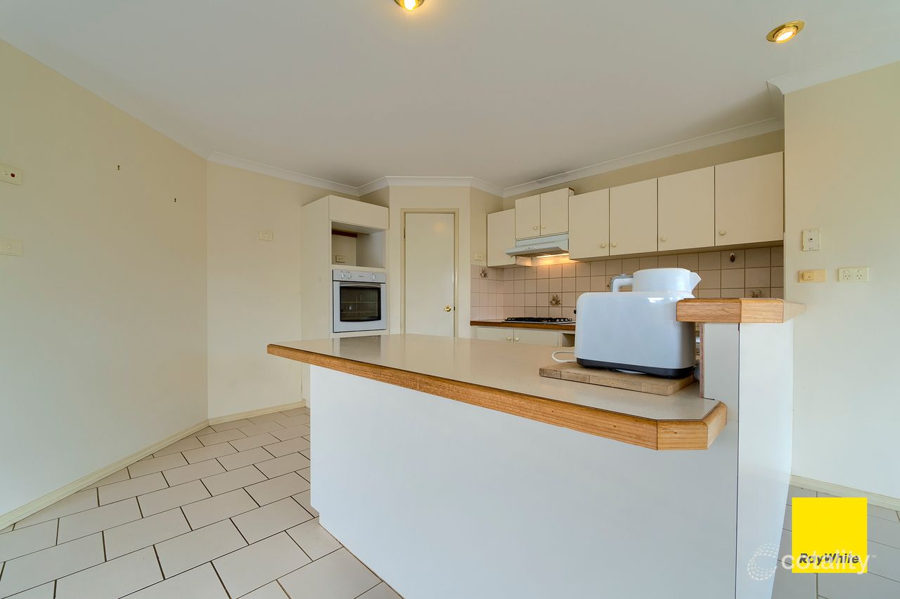 52 Sierra Cres, Orana, WA 6330