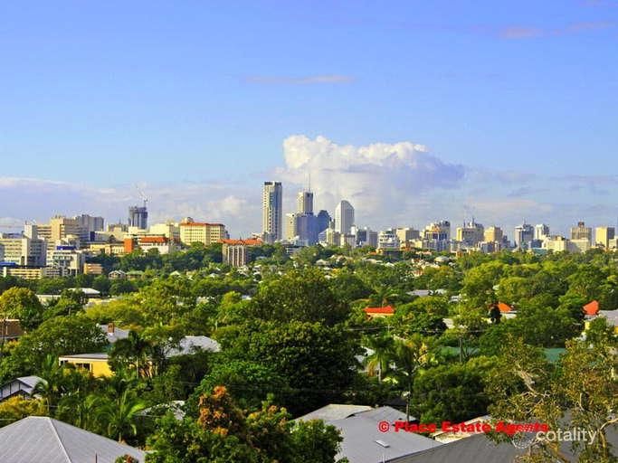 28 Angliss St, Wilston, QLD 4051