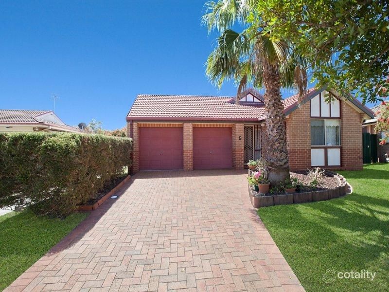 23 Castlereagh Cres, Bateau Bay, NSW 2261