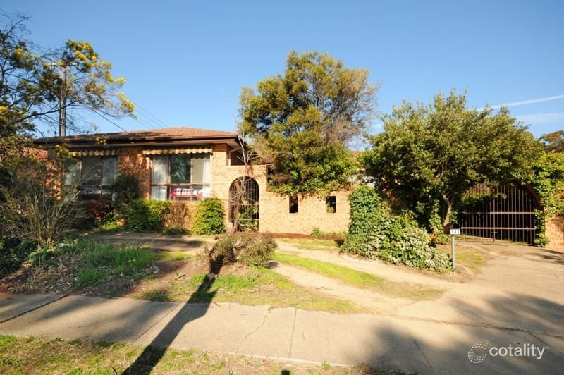 141 Chuculba Cres, Giralang, ACT 2617