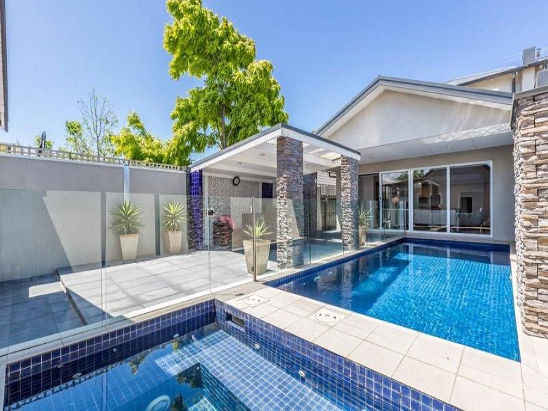 51a Oxford St, Newport, VIC 3015