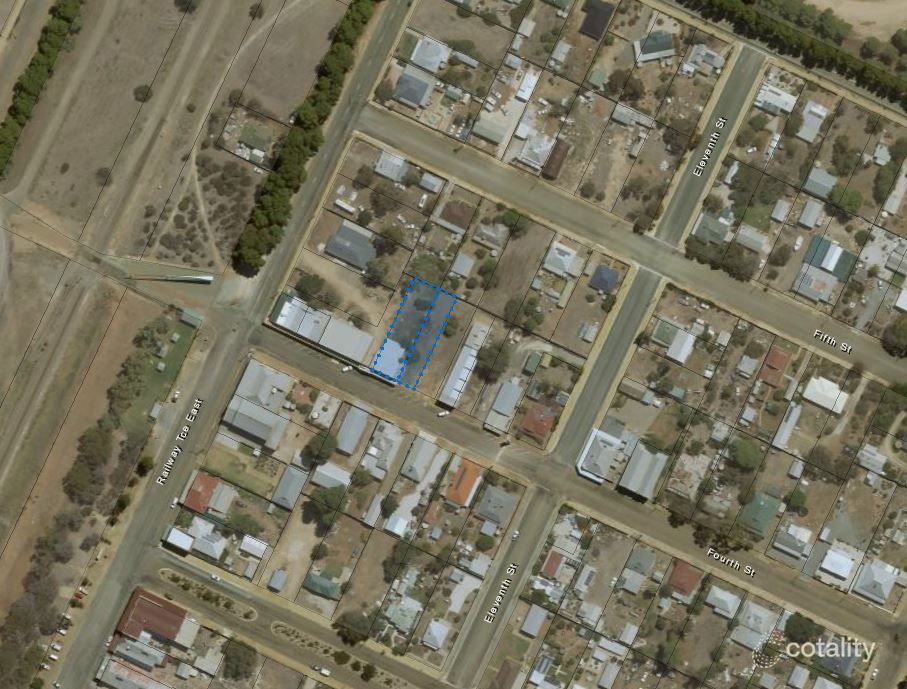 16 Fourth St, Snowtown, SA 5520