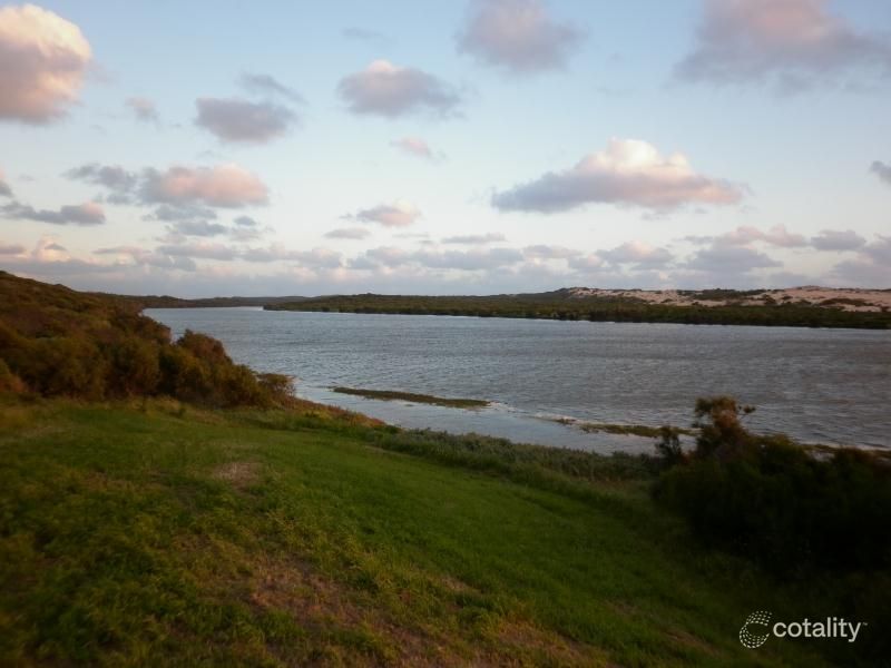 2 River Dr, Cape Burney, WA 6532