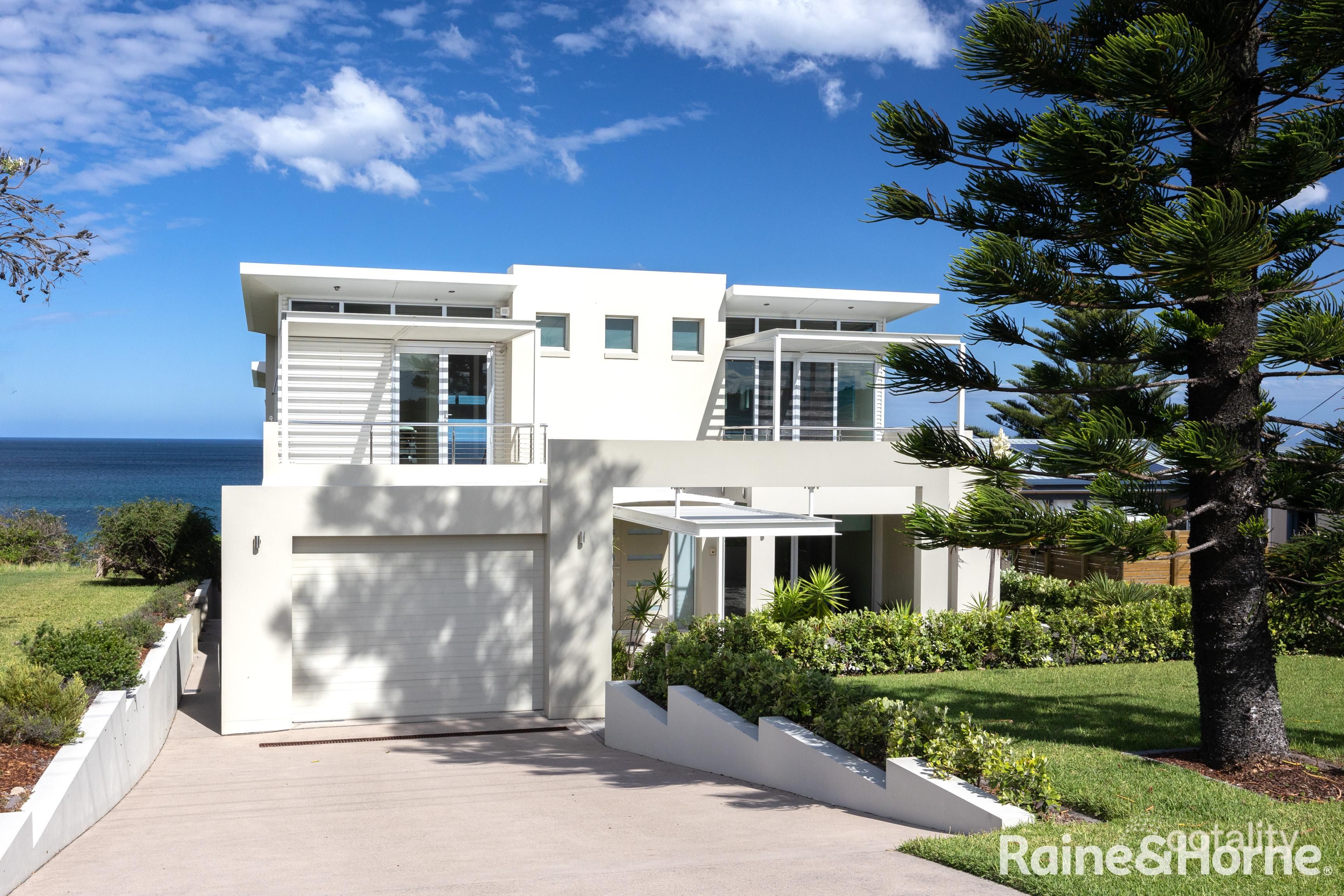 65 South Pacific Cres, Ulladulla, NSW 2539