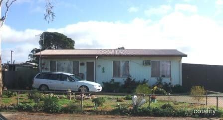 120 Phillips St, Iron Knob, SA 5611