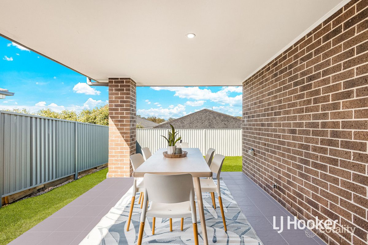 28 Andrew St, Grantham Farm, NSW 2765