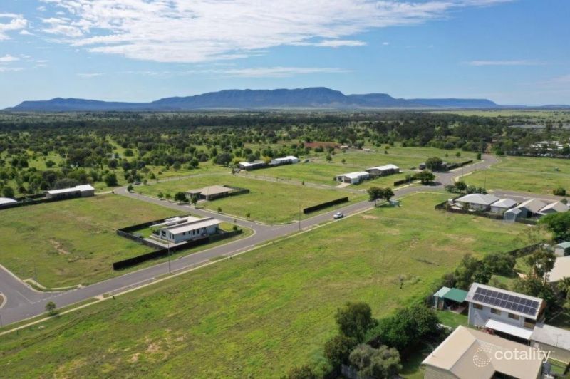 33 Penrose Cct, Blackwater, QLD 4717
