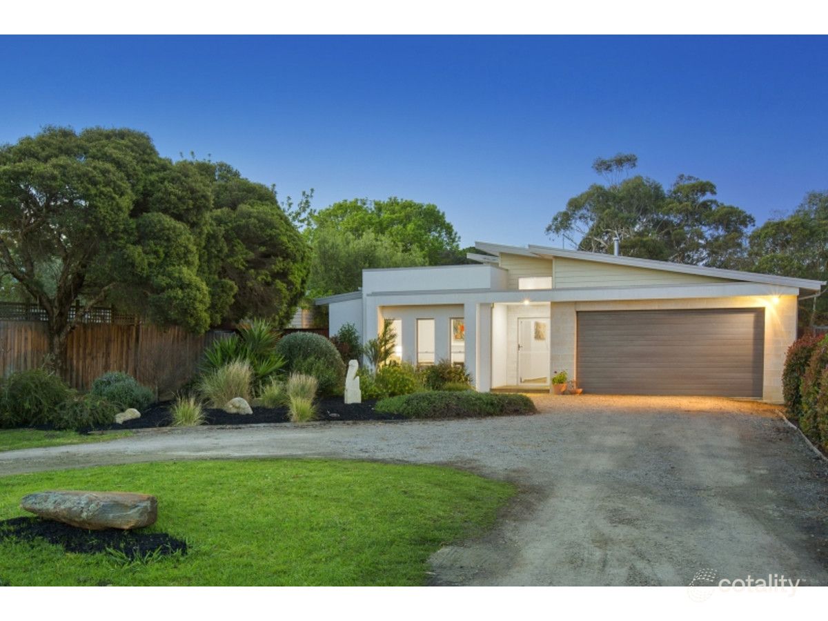 28 Gordon St, Flinders, VIC 3929