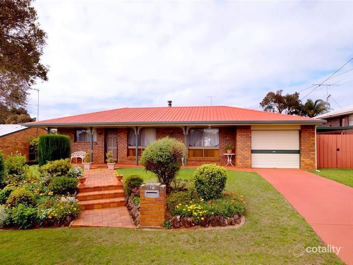 16 Marwedel St, Kearneys Spring, QLD 4350