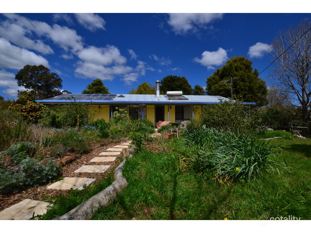 5-7 Swan St, Robertson, NSW 2577