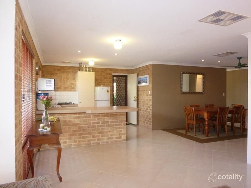 4 Asmus Ct, Midvale, WA 6056