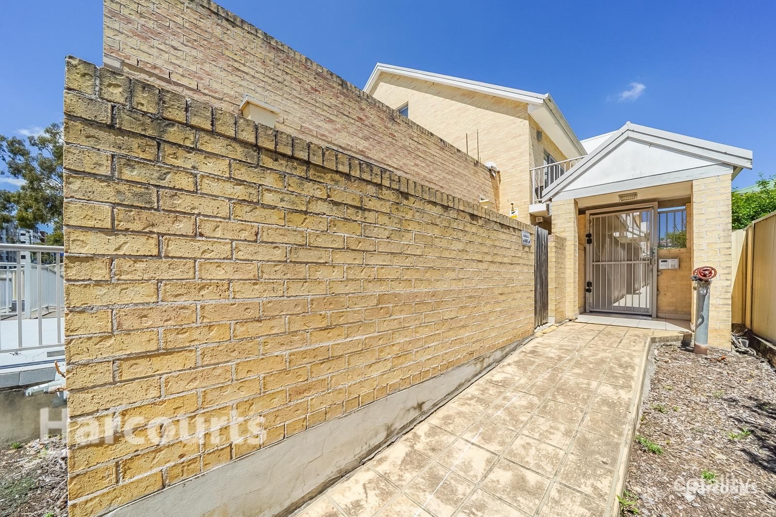 6/13 Chamberlain St, Campbelltown, NSW 2560