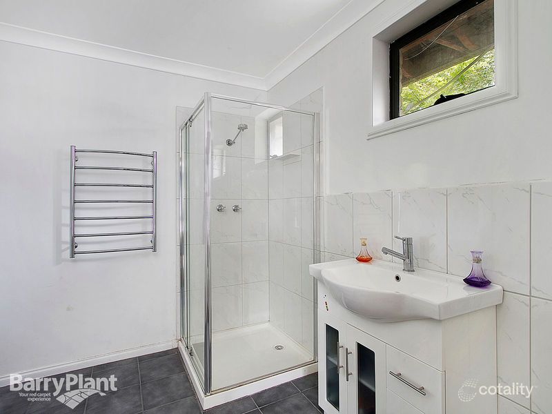 43 Farnham Rd, Bayswater, VIC 3153
