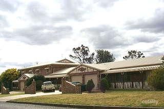 2/351 Hume St, South Toowoomba, QLD 4350