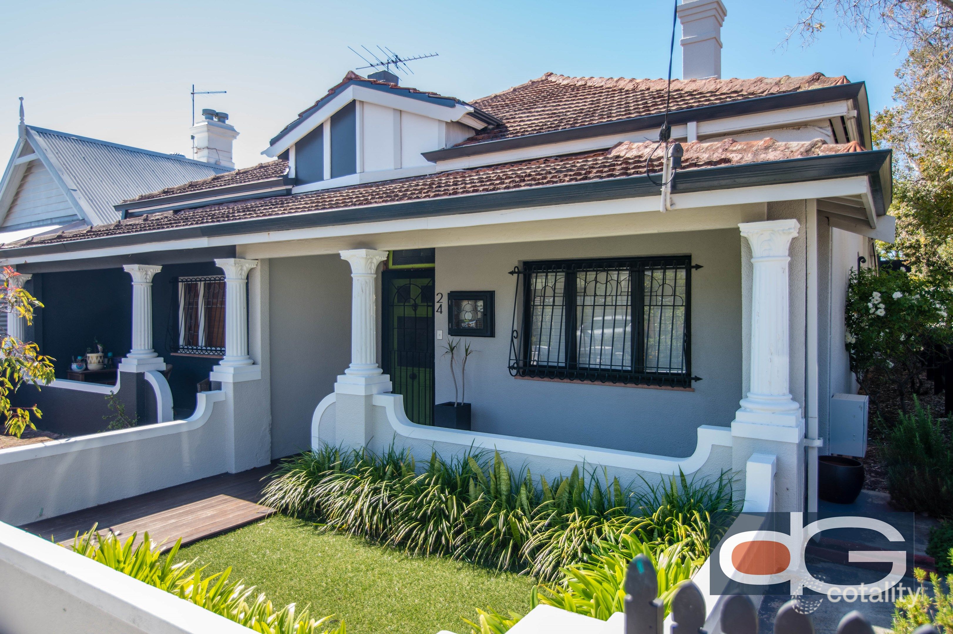 24 Mclaren St, South Fremantle, WA 6162