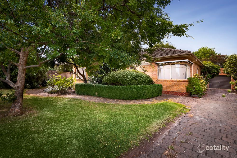 45 Wickham Gr, Strathmore, VIC 3041