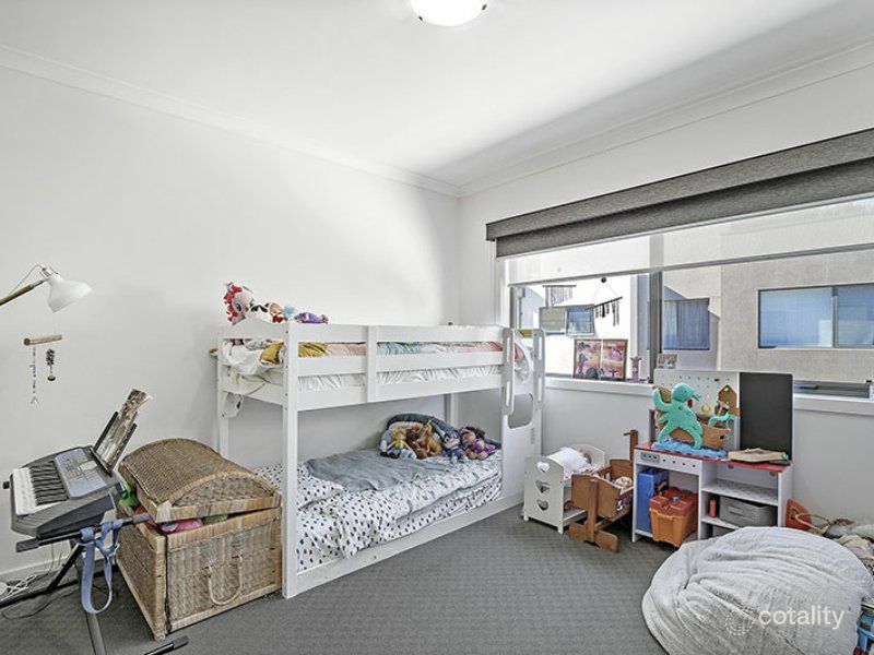 16 Lithgow Way, Mooroolbark, VIC 3138