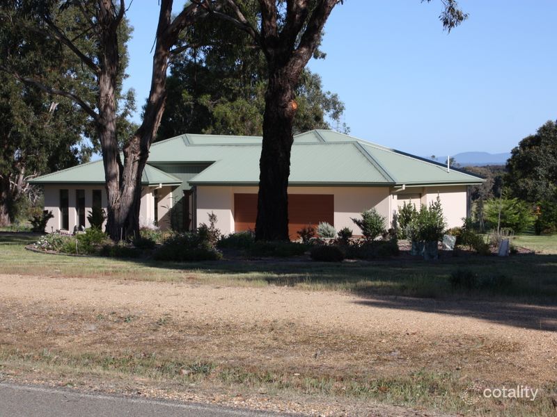 60 Kings Cove Bvd, Metung, VIC 3904