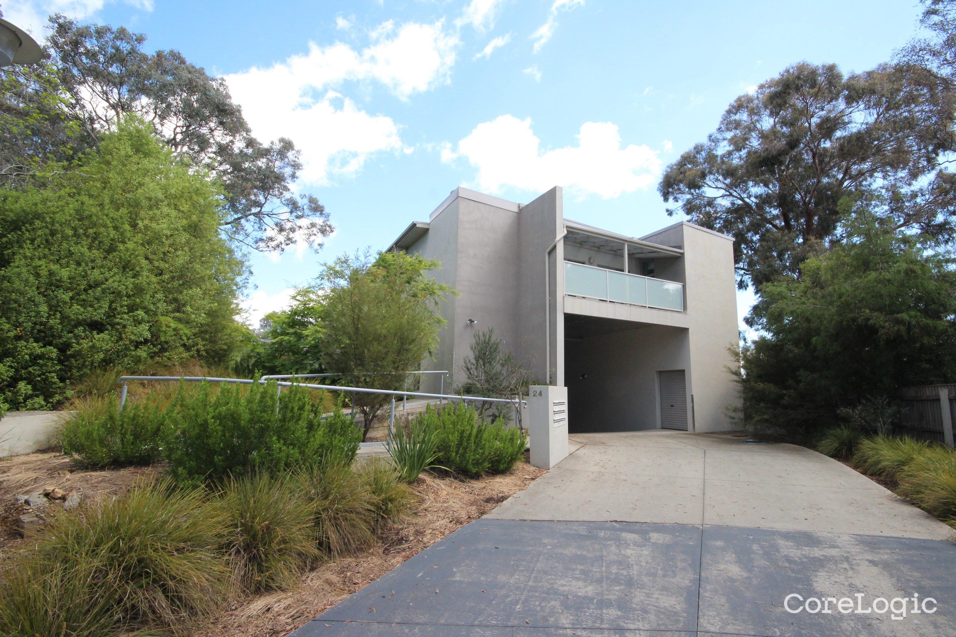 8/24 Bindaga Pl, Aranda, ACT 2614