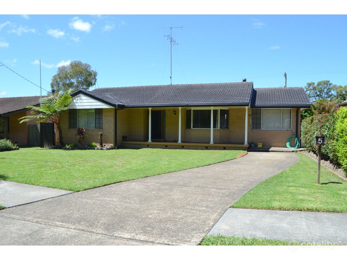 5 Fairmont Dr, Wauchope, NSW 2446
