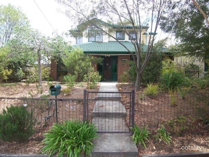 21 Dorchester Cres, Carrum Downs, VIC 3201