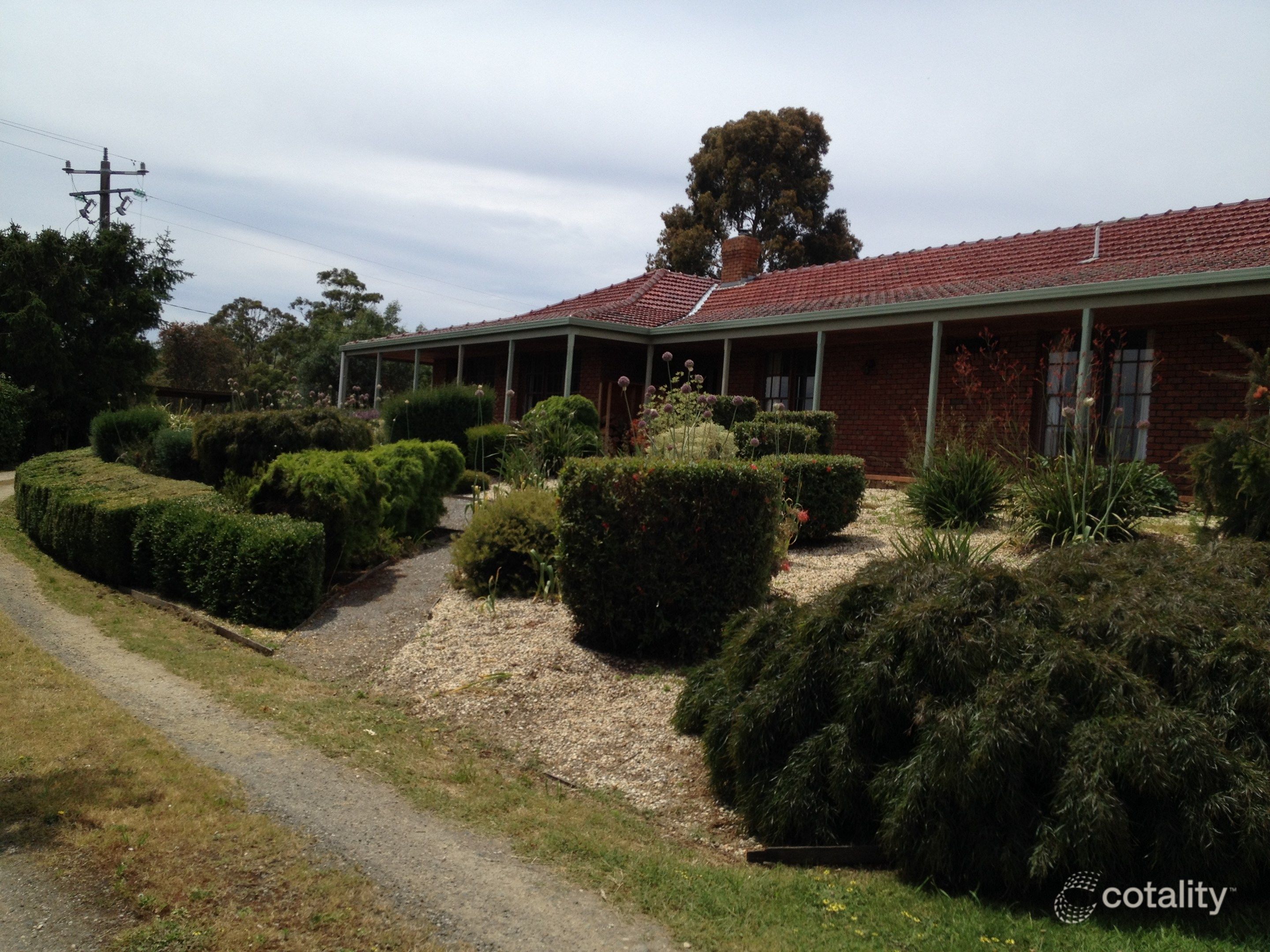 690 Hazeldean Rd, Cloverlea, VIC 3822