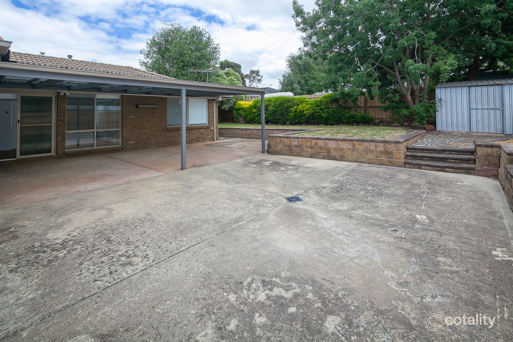27 Bayvista Rise, Somerville, VIC 3912