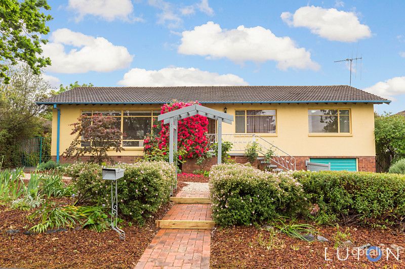 13 Leane St, Hughes, ACT 2605