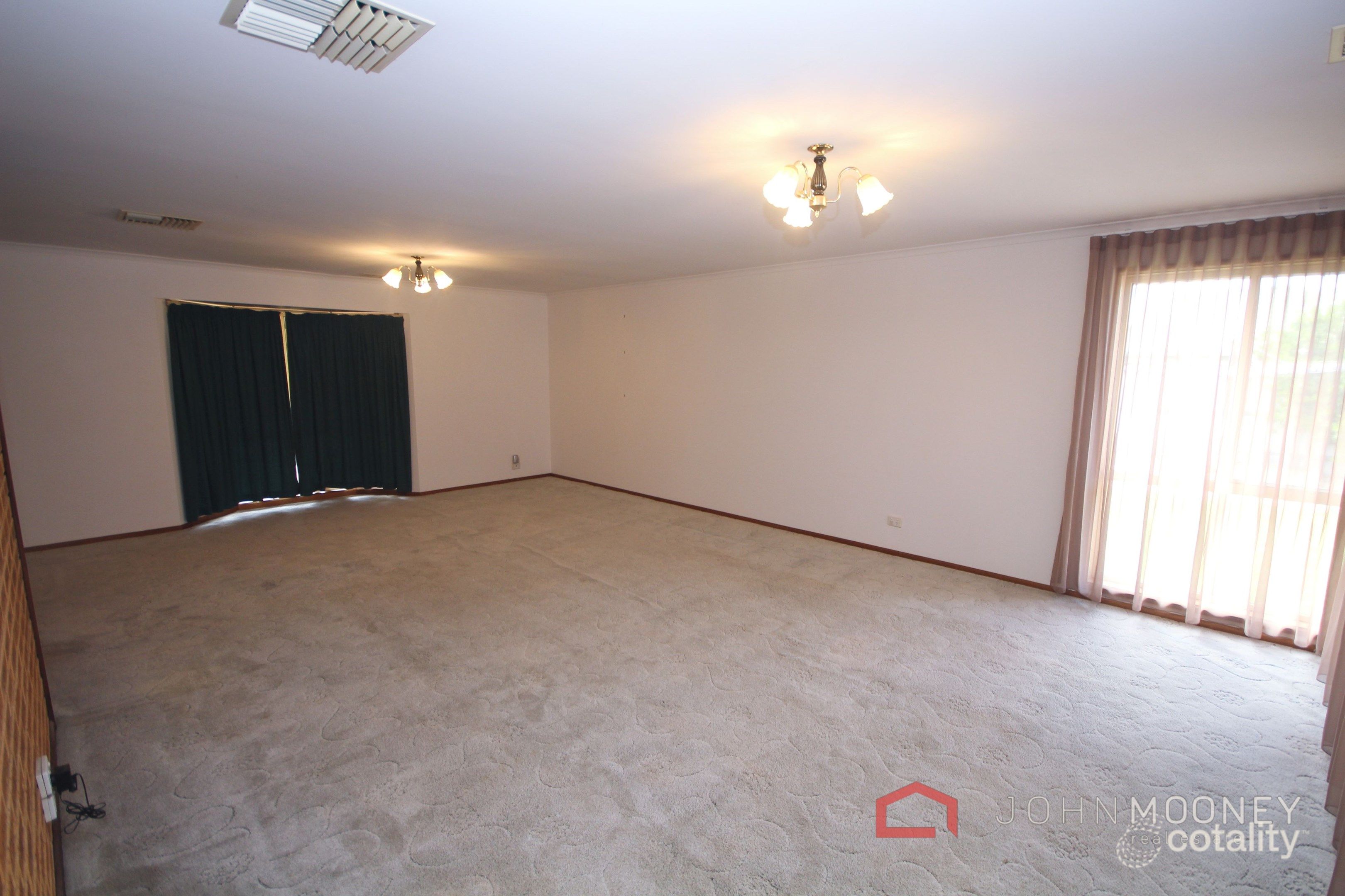 20 Kurrajong Ave, Forest Hill, NSW 2651