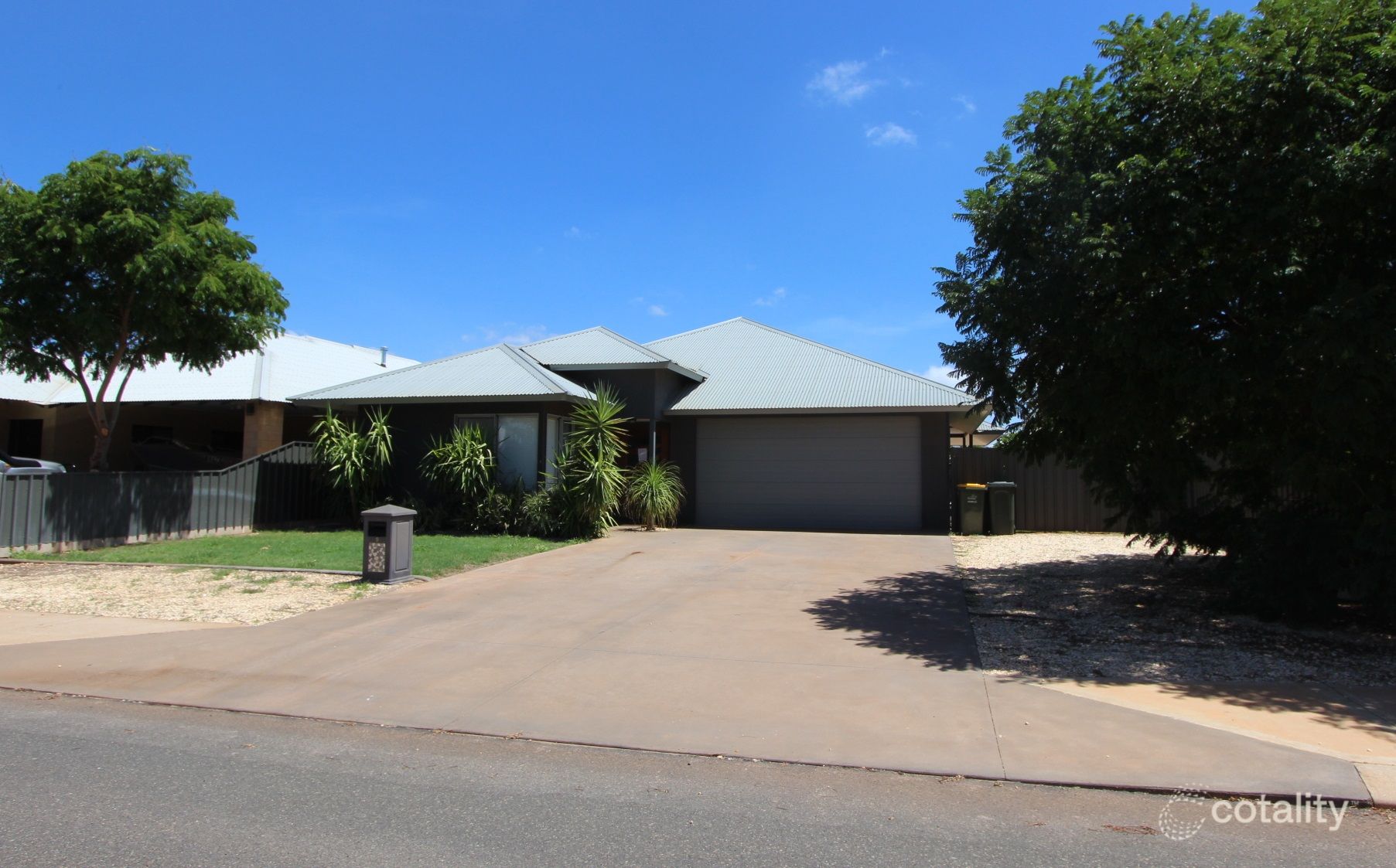 9 Stingray St, Baynton, WA 6714