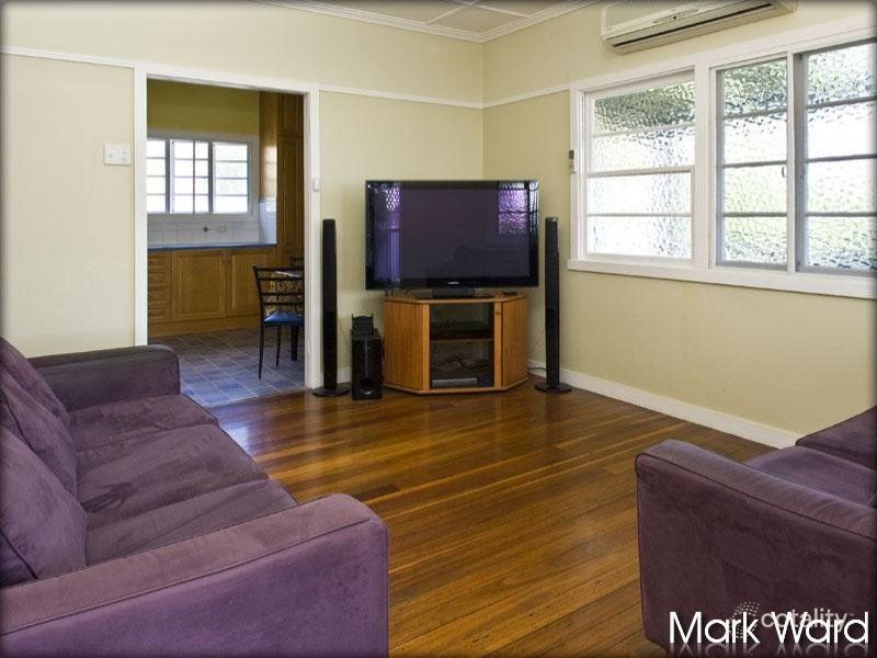 19 Blackwood Rd, Salisbury, QLD 4107