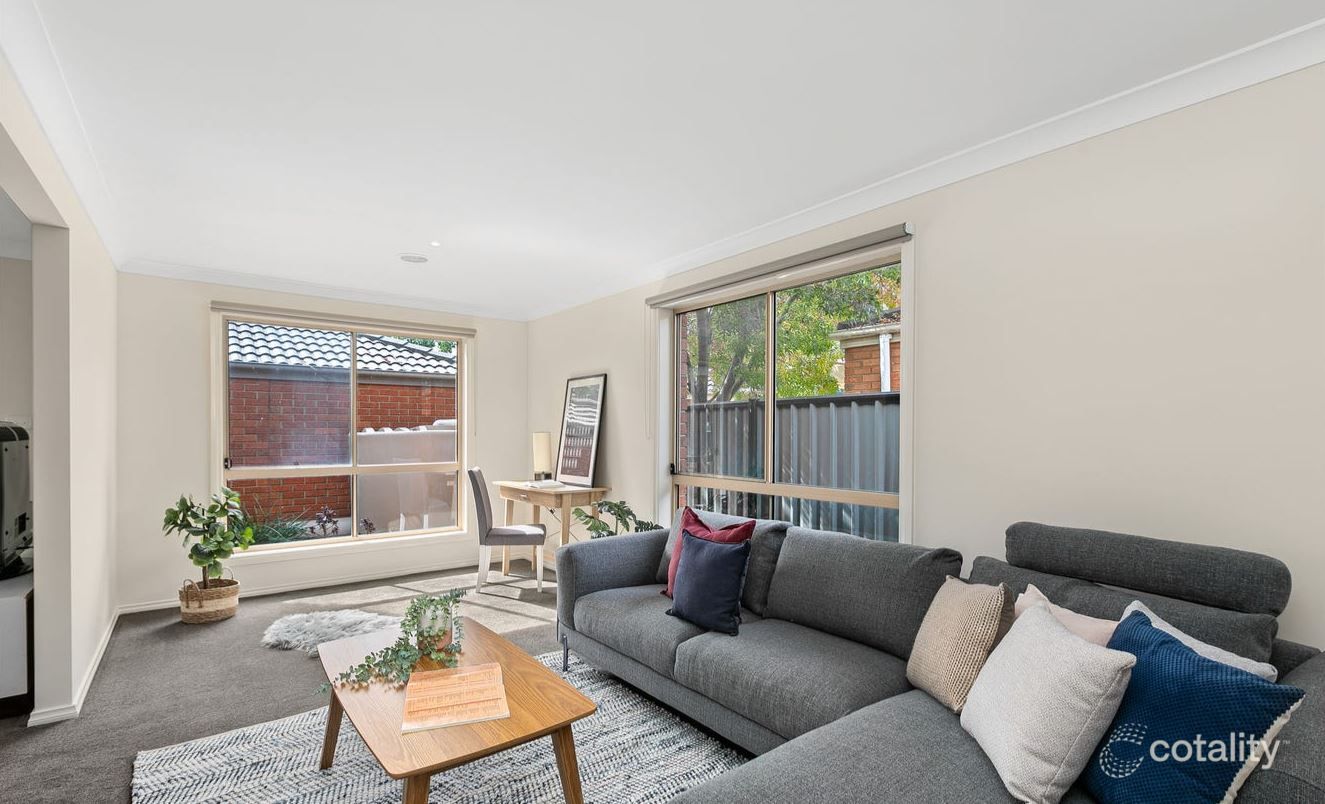 21 Dargy Ambl, Point Cook, VIC 3030