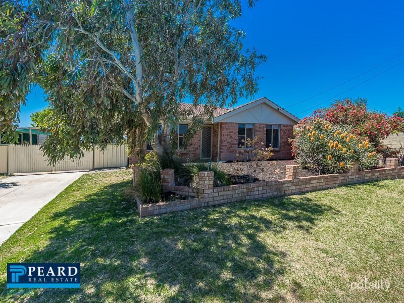 35 Fawkner Rd, Two Rocks, WA 6037