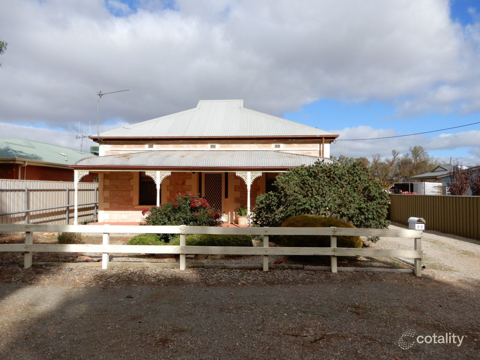27 Doon Tce, Jamestown, SA 5491