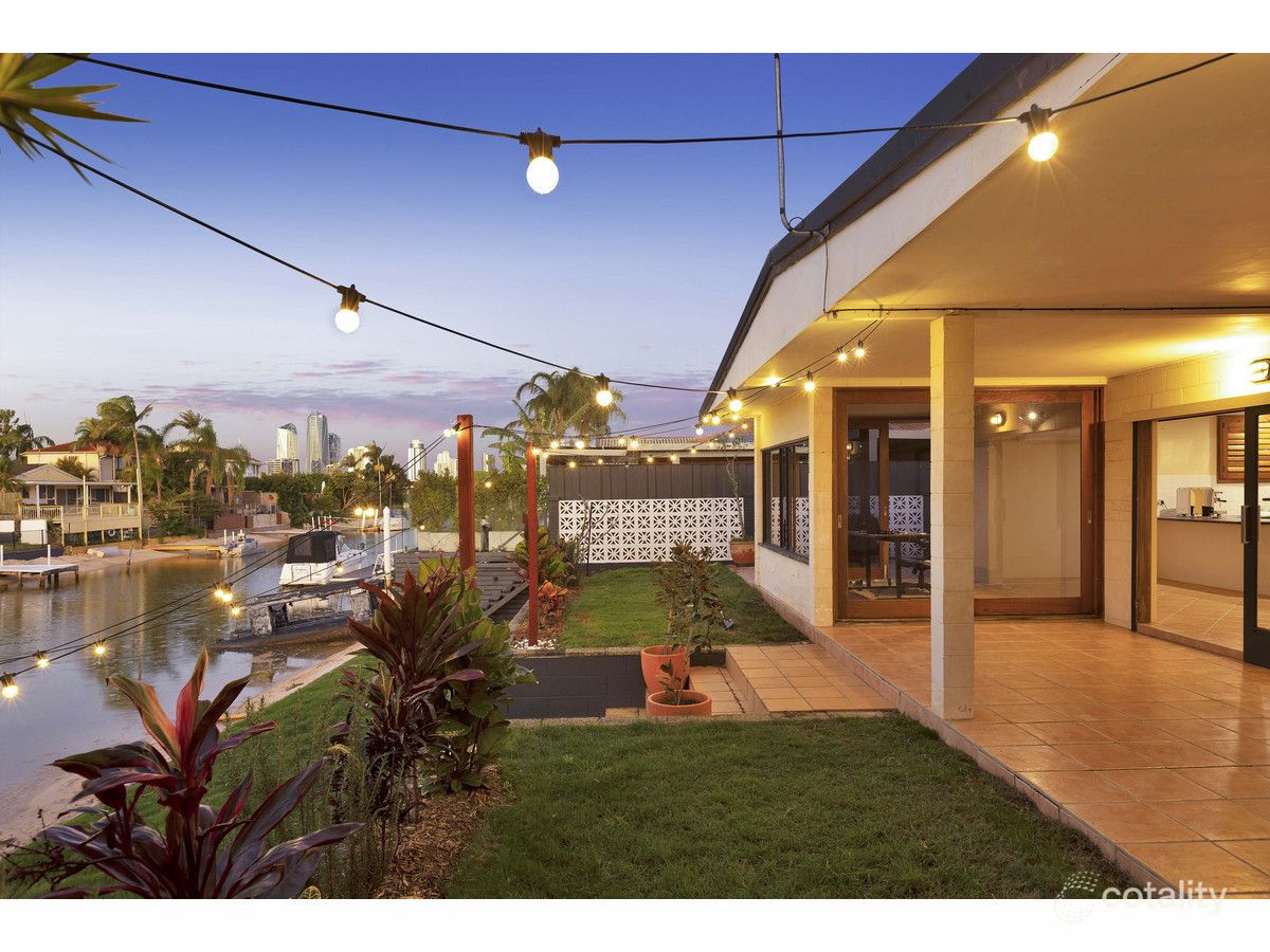 1 Alvarado Ct, Broadbeach Waters, QLD 4218