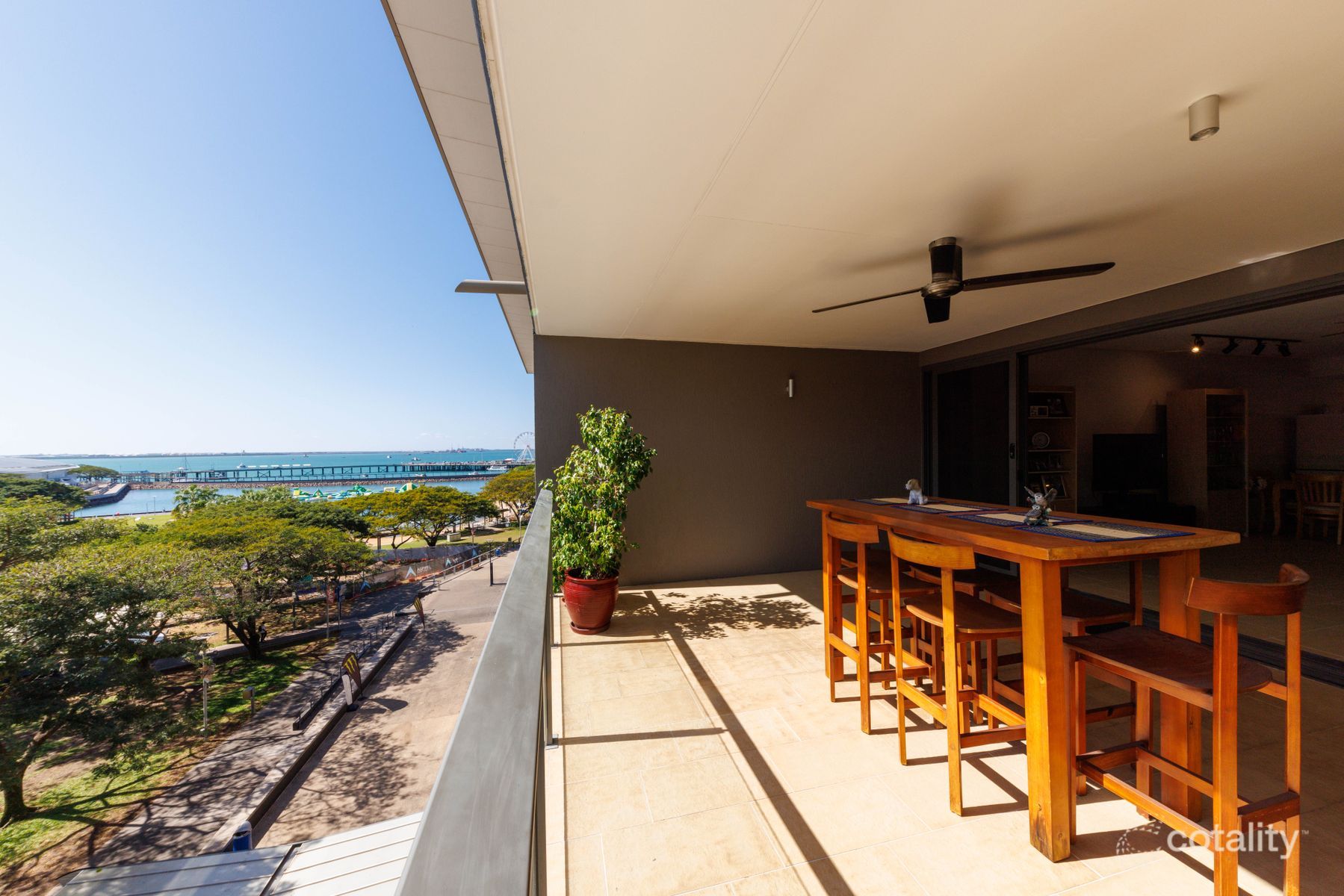 110/19b Kitchener Dr, Darwin, NT 0800