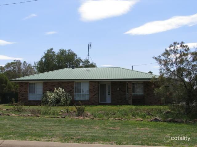 13 Roslyn St, Westbrook, QLD 4350