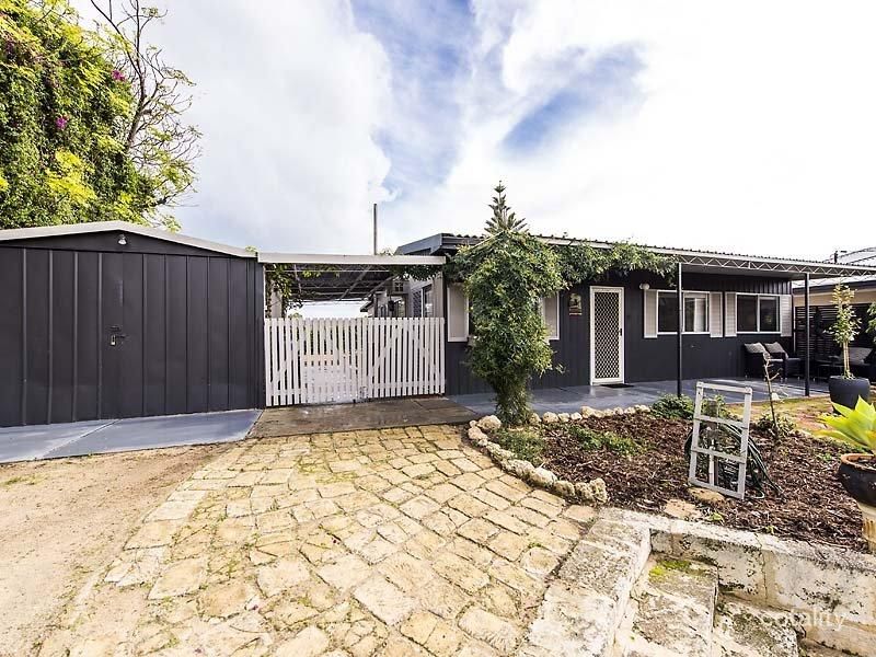 9 Wooleen St, Golden Bay, WA 6174