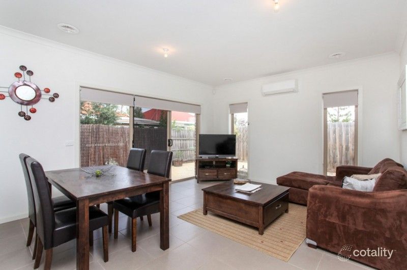 17 Lawrence St, Ardeer, VIC 3022