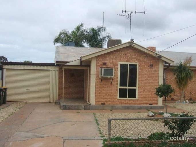 9 Scott St, Whyalla Stuart, SA 5608